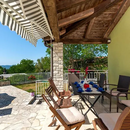Ester - Private Pool Escape For 8 - Happy Labin (Istria)
